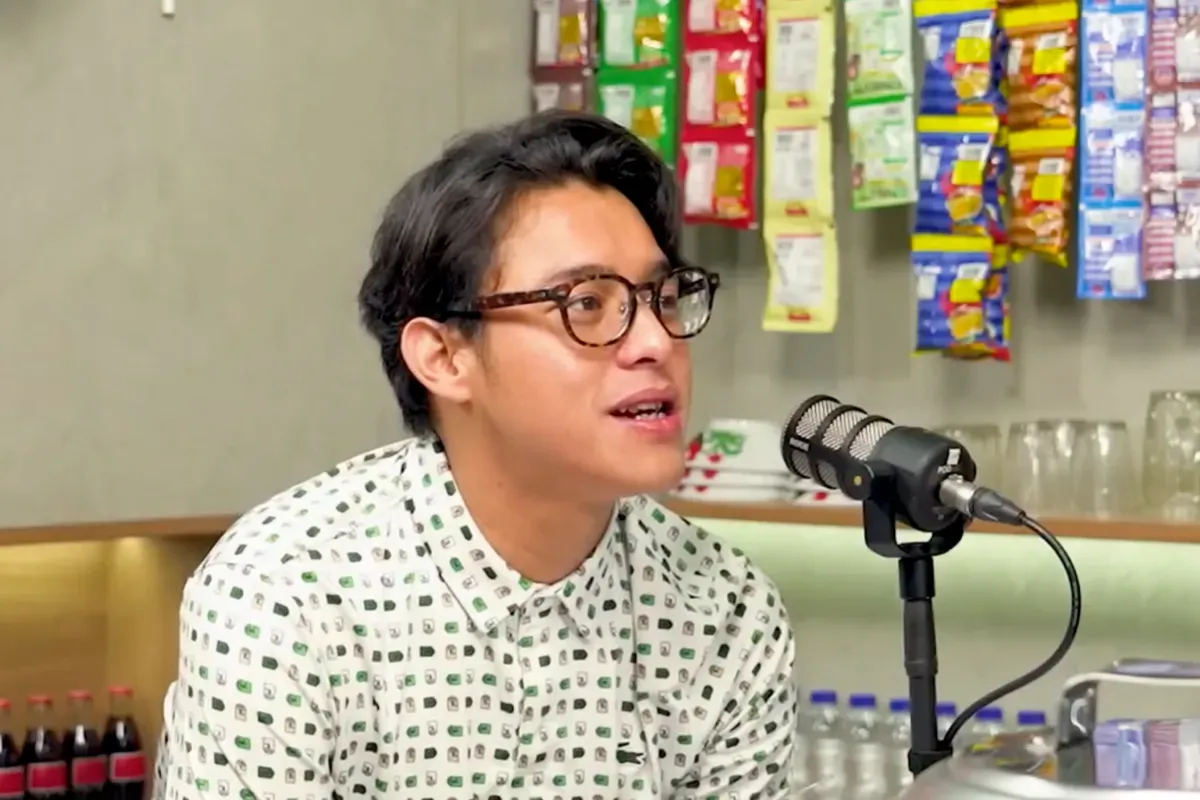 Kenapa Ardhito Pramono dan Jeanneta Sanfadelia bercerai? Sang musisi mengungkap penyesalan mendalam atas keputusannya bercerai dan mengakui kesalahan di masa lalu. (Sumber: YouTube/PWK)
