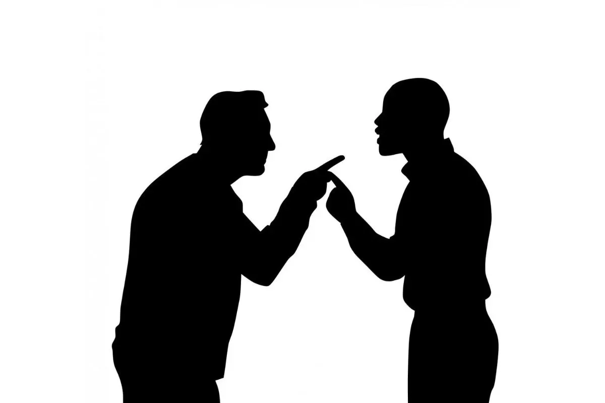 Ilustrasi debt collector (DC) pinjol melakukan penagihan. (Sumber: PxHere)