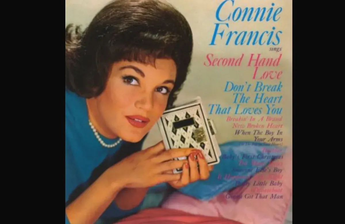 Lagu lawas Pretty Little Baby dari Connie Francis kembali viral dan bikin nostalgia!