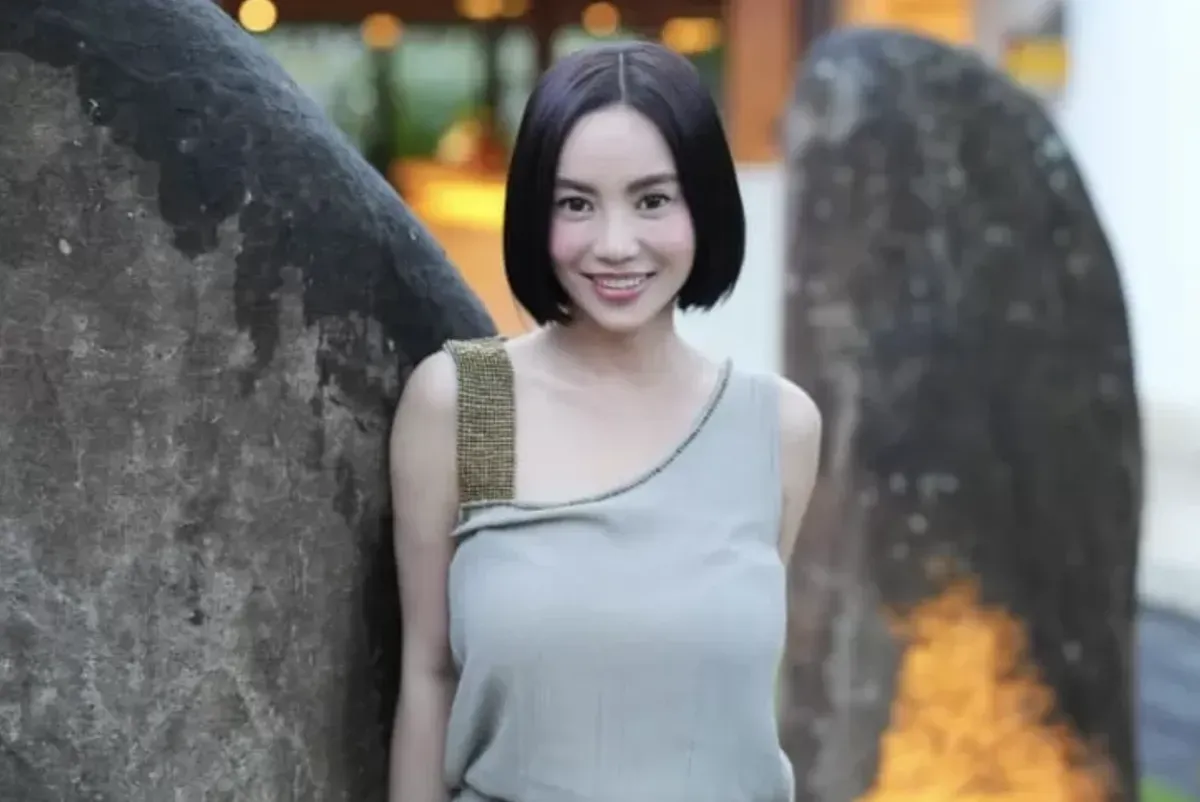 Ari Lasso dan Dearly Desiana Joshua Disorot Publik: Benarkah Ada Hubungan Istimewa di Balik Interaksi Media Sosial Mereka? (Sumber: Instagram/@dearlydjoshua)