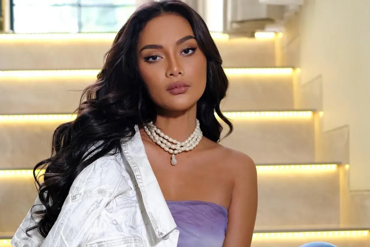 Erica Karlina menanggapi soal desakan para netizen yang memintanya untuk berkomentar soal kasus dugaan penipuan Aldy Maldini. (Sumber: Instagram/@erika.carl)