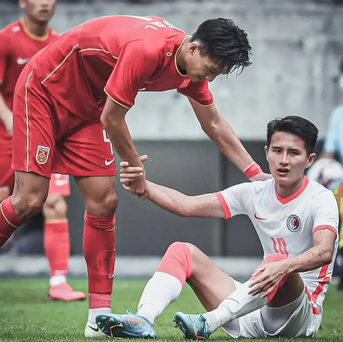 Bek andalan Timnas China, Jiang Shenglong (Sumber: @jiangsl666)