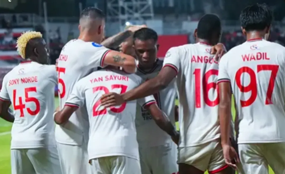 Malut United tampil menggila di hadapan pendukungnya sendiri usai melumat PSIS Semarang dengan skor telak 5-1 (Sumber: Instagram/@malutunitedfc)