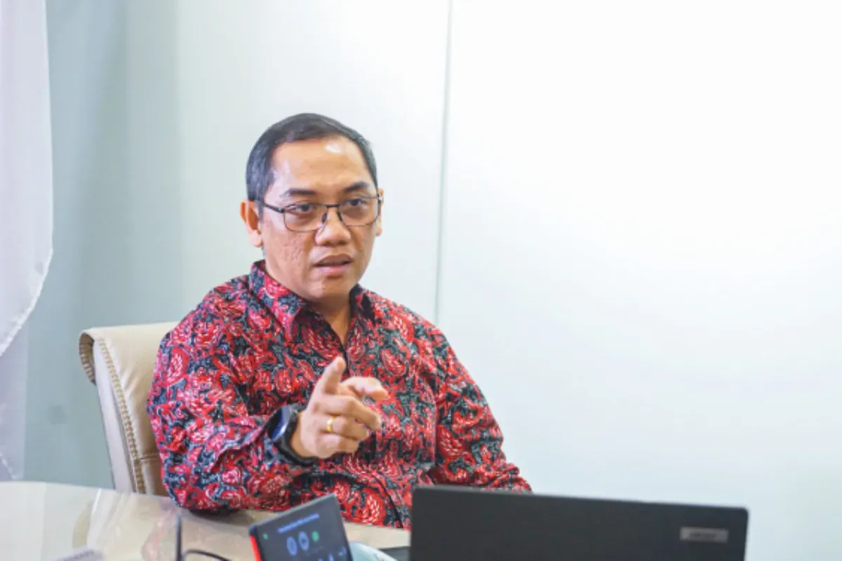 Potret Dirjen Pengawasan Ruang Digital Komdigi, Alexander Sabar yang menegaskan akan memperkuat pengawasan terhadap konten-konten negatif seperti Fantasi Sedarah. (Sumber: Komdigi)