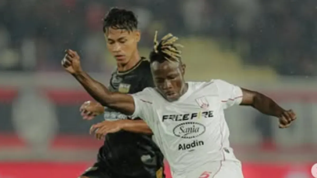 Persis Solo yang sudah dipastikan bertahan di Liga 1 musim depan berhasil menahan imbang tim papan atas Dewa United dengan skor 1-1 dalam laga pekan ke-33, Sabtu. 17 Mei 202 (Sumber: Instagram/@persisofficial)