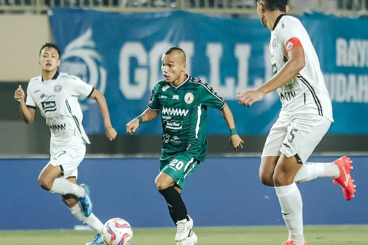 Laga PSS Sleman vs Persija Jakarta di pekan 33 Liga 1 2024-25. (Sumber: Instagram @pssleman)