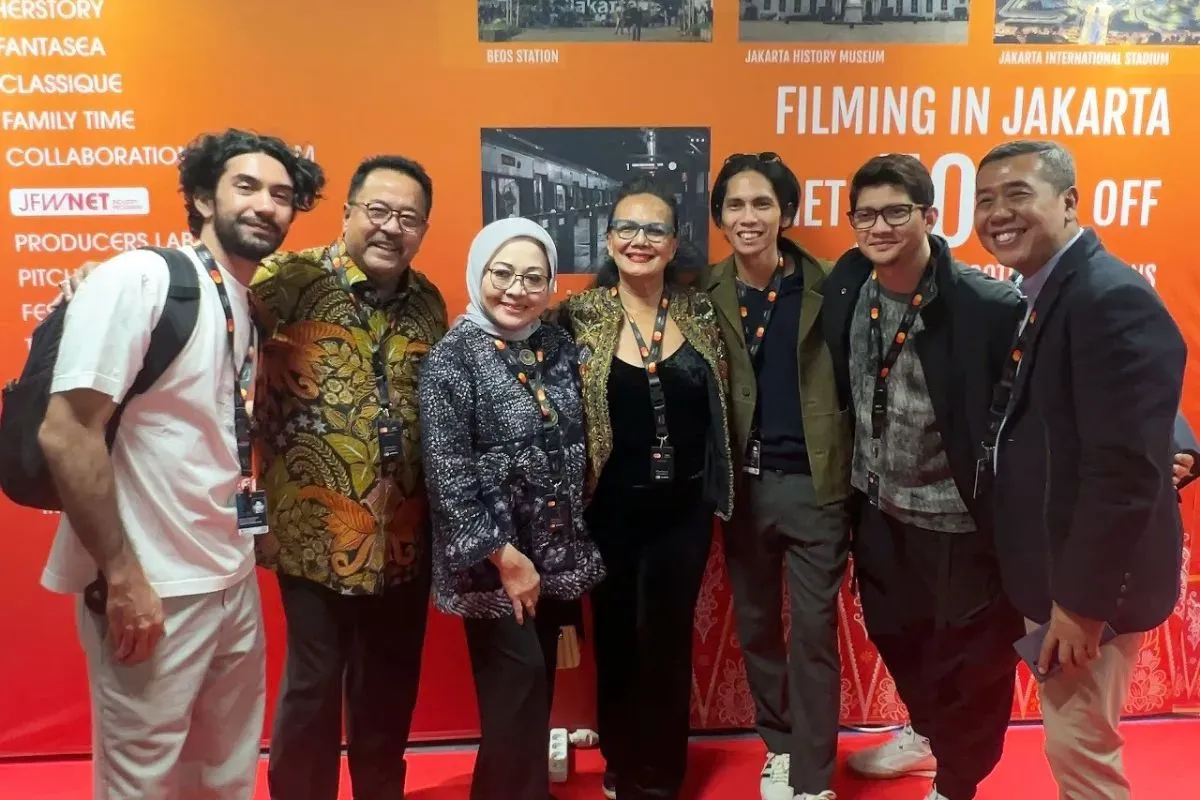 Wakil Gubernur Jakarta, Rano Karno bersama pelaku perfilman di acara ajang Festival Film Cannes 2025, Kamis, 15 Mei 2025. (Sumber: Dok. Tim Gubernur Jakarta)