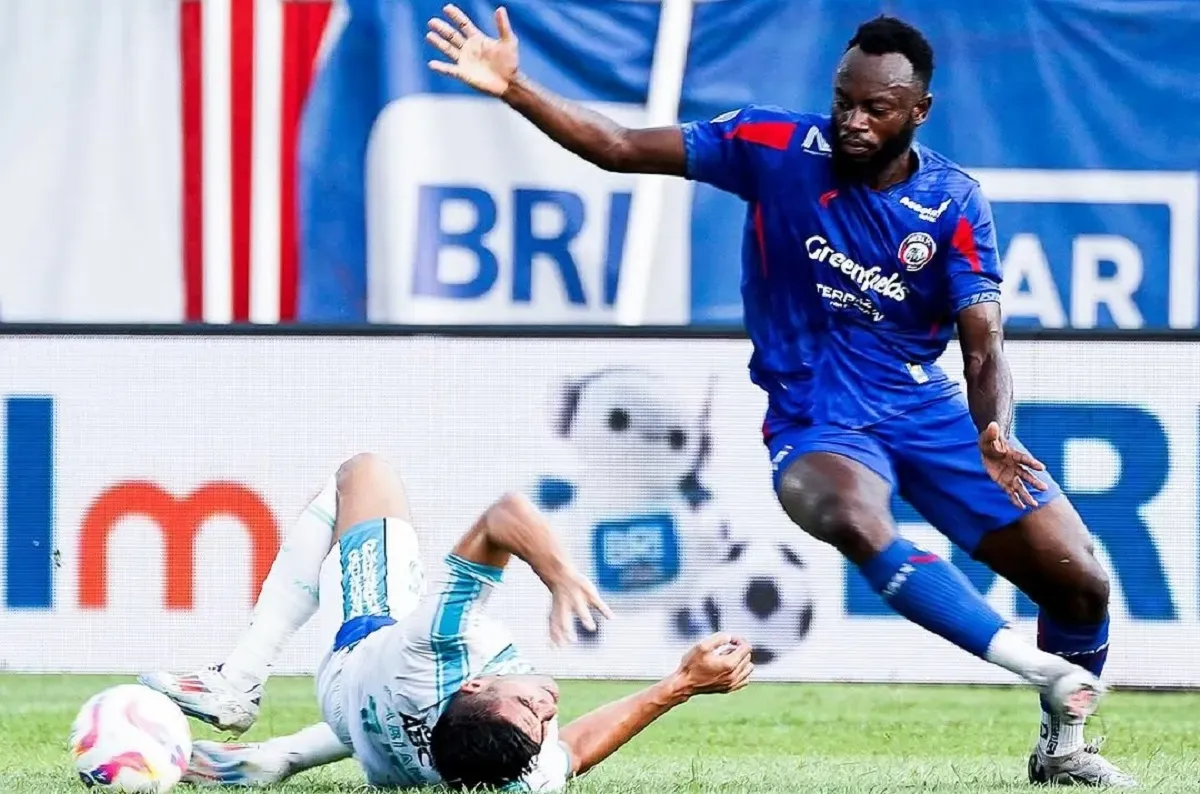 Streaming PSBS Biak vs Arema FC. (Foto: Instagram/@aremafcofficial)