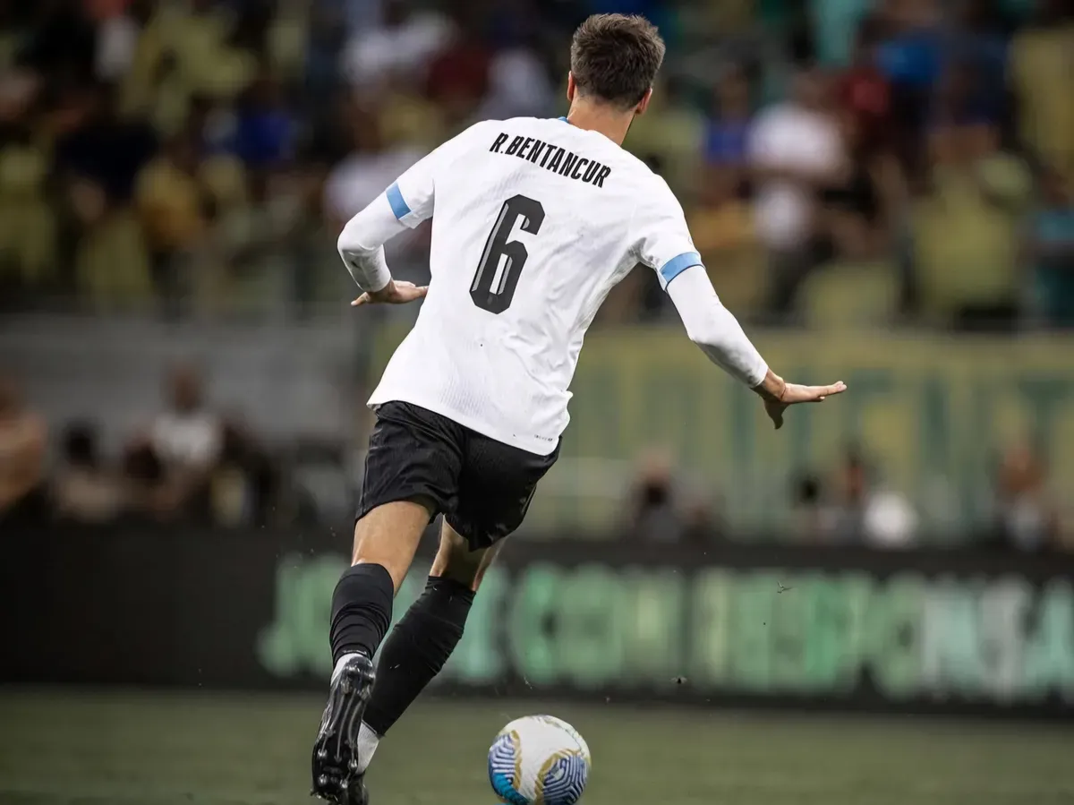 Rodrigo Bentancur tengah bersiap menjalani salah satu momen terbesar dalam kariernya untuk tampil di final Liga Europa pertamanya bersama Tottenham Hotspur. (Sumber: @rodrigo_bentancur)