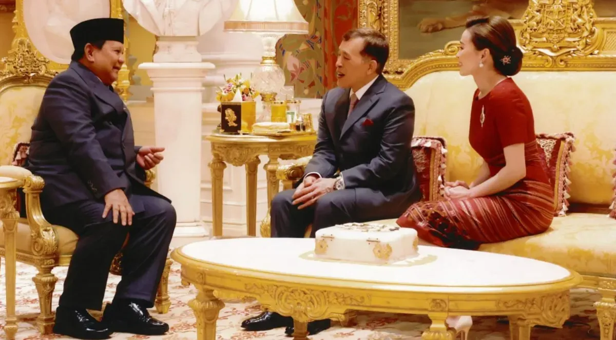 Presiden Republik Indonesia, Prabowo Subianto melakukan audiensi bersama Raja Thailand, Yang Mulia Maha Vajiralongkorn dan Ratu Thailand, Suthida Bajrasudhabimalalakshana, pada Senin pagi, 19 Mei 2025. (Sumber: Dok BPMI Setpres)