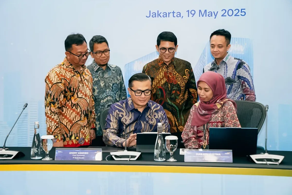 Mandiri Economic Outlook Q2 2025 bertajuk Building Resillience in the Midst of Global Turbulence di Jakarta, Senin, 19 Mei 2025.
