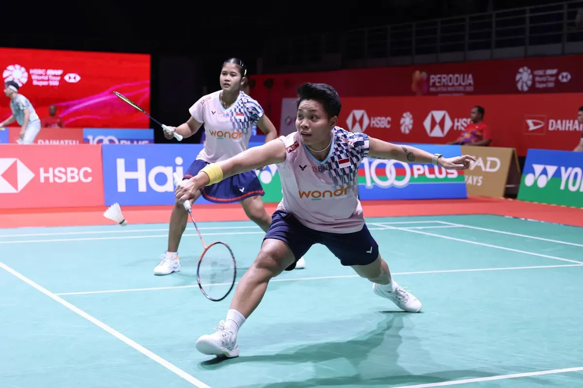 Pasangan ganda putri Indonesia, Apriyani Rahayu/Febi Setianingrum, membuka langkah positif di Malaysia Masters 2025. (Sumber: PBSI)