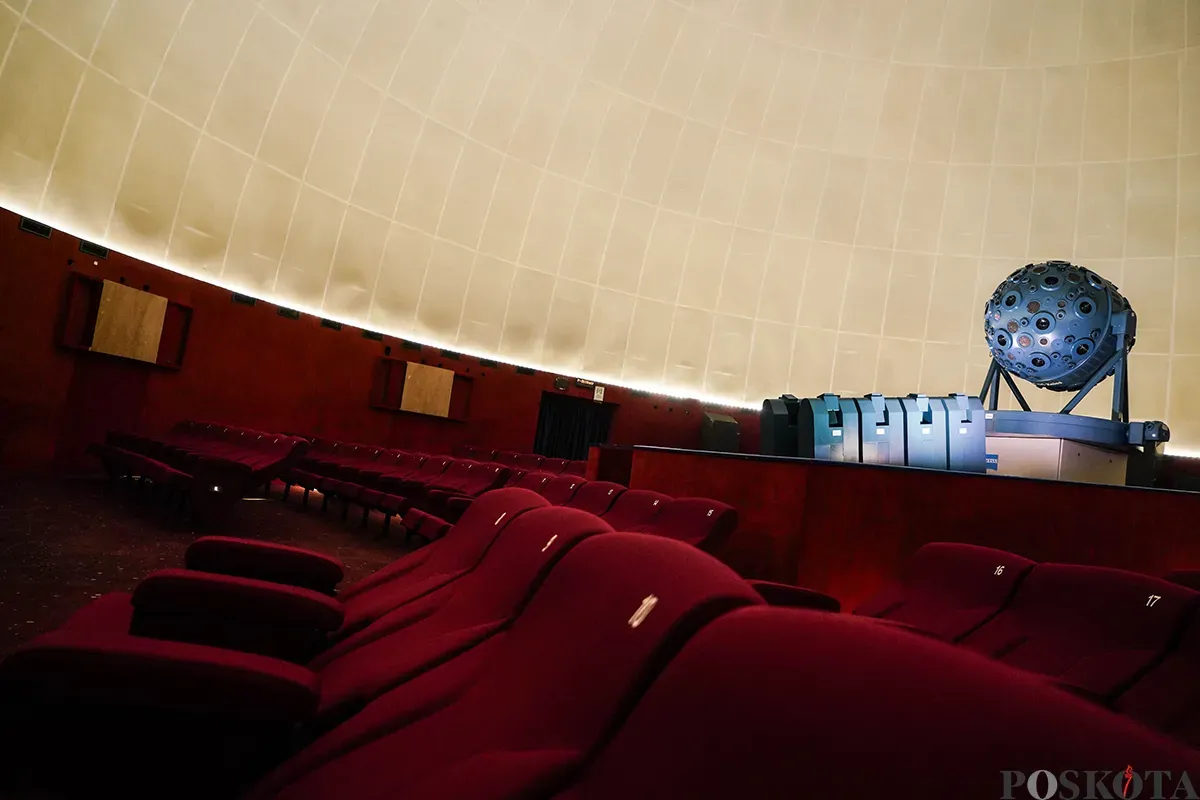 Kondisi bangunan dan fasilitas edukasi di Planetarium Taman Ismail Marzuki (TIM), Jakarta, Selasa, 20 Mei 2025. (Sumber: Poskota/Bilal Nugraha Ginanjar)