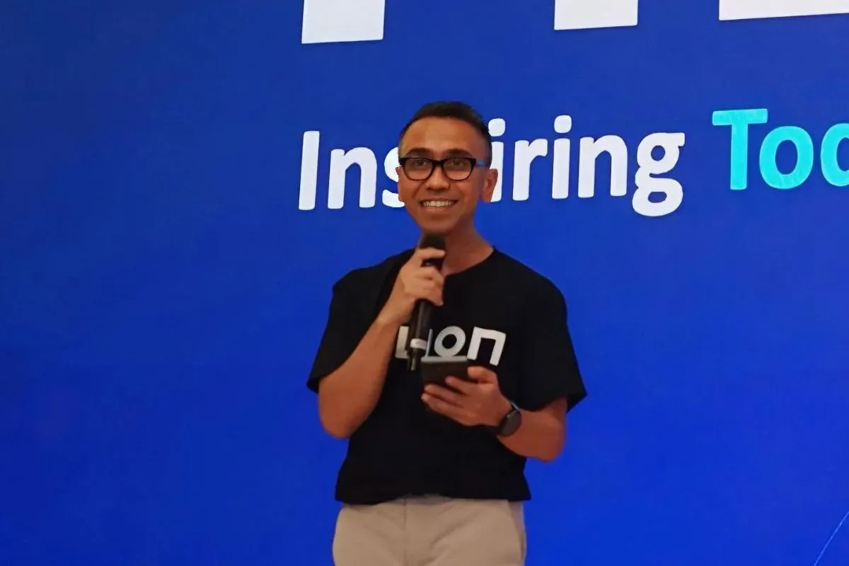 CEO Nuon Aris Sudewo saat memberikan sambutan pada acara launching kolaborasi Langit Musik
dan PlayUp. (Sumber: Dok. Telkom Indonesia)