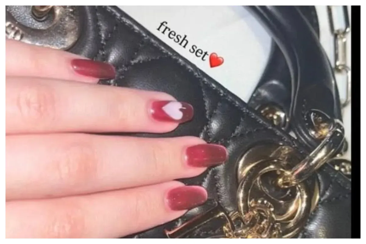 Celeste Anastasya mendadak viral usai dikawal Polisi Patroli dan Pengawalan (Patwal) hanya untuk mengejar jadwal nail art (Sumber: X/@kowalskuy)