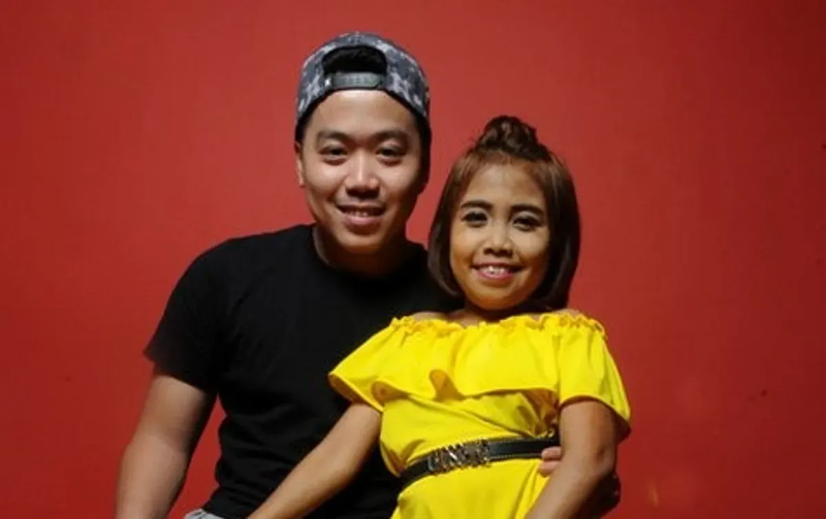 Potret Pasangan Lolly Unyu dan Robi Kamas (Sumber: Instagram/@lollyunyu)