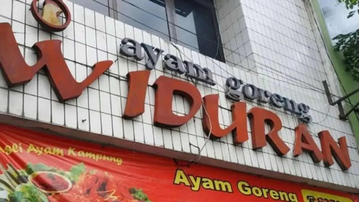 Rumah makan legendaris di Kota Solo, Jawa Tengah, Ayam Goreng Widuran. (Sumber: Instagram/@ayamgorengwiduransolo)
