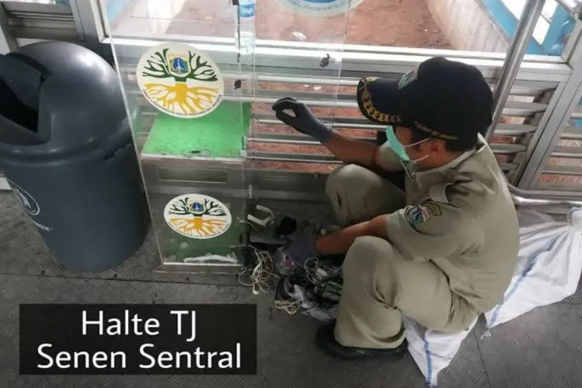 DLH DKI Jakarta siapkan dropbox E-Waste untuk kelola limbah elektronik, cek titik lokasinya di sini. (Sumber: Instagram)