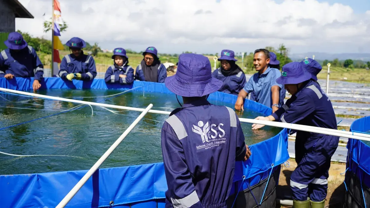 Kementan terus berupaya mewujudkan swasembada pangan nasional. Salah satu strategi utama adalah mendorong regenerasi petani melalui program Youth Entrepreneurship and Employment Support Services (YESS) (Sumber: Kementan)