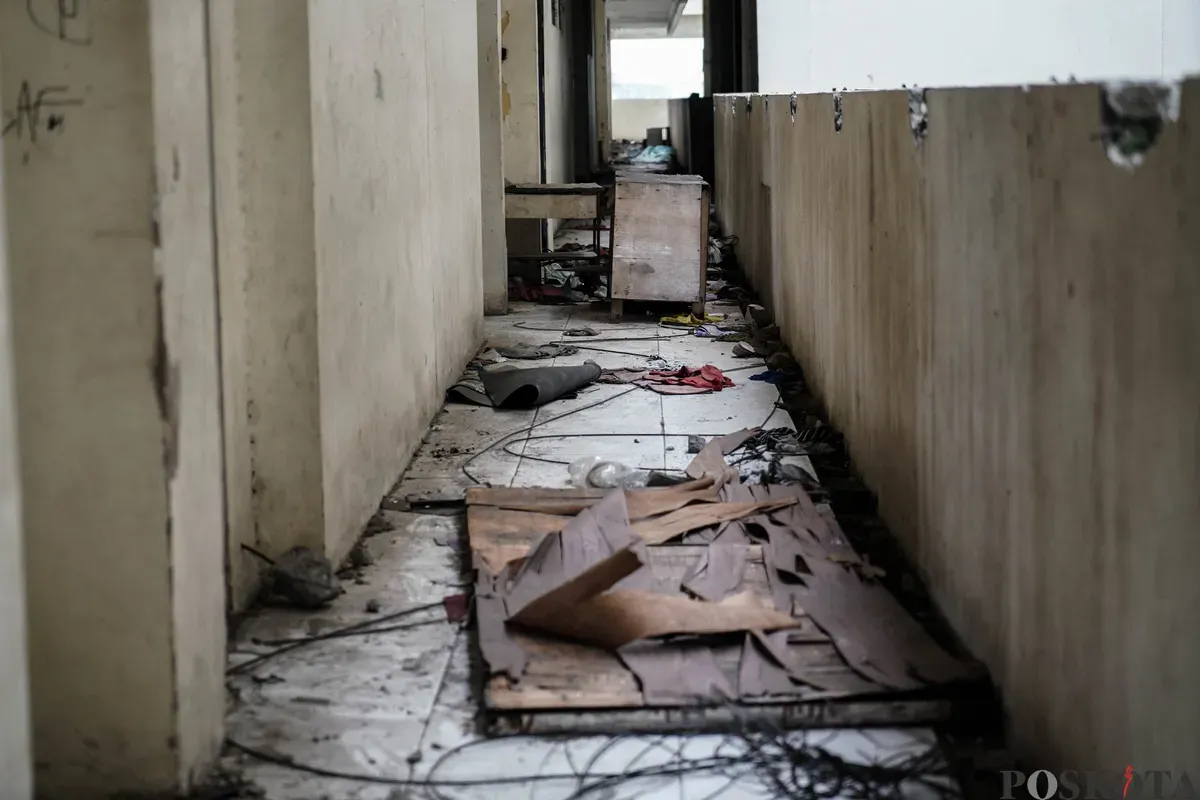 Kondisi saat ini bangunan Rusunawa Marunda, Cilincing, Jakarta Utara, Senin, 26 Mei 2025. (Sumber: Poskota/Bilal Nugraha Ginanjar)