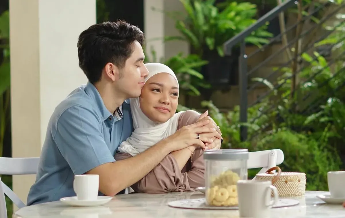 Naura Ayu dan Fadi Alaydrus dikabarkan telah resmi putus. (Sumber: Instagram/@fadialaydrus)