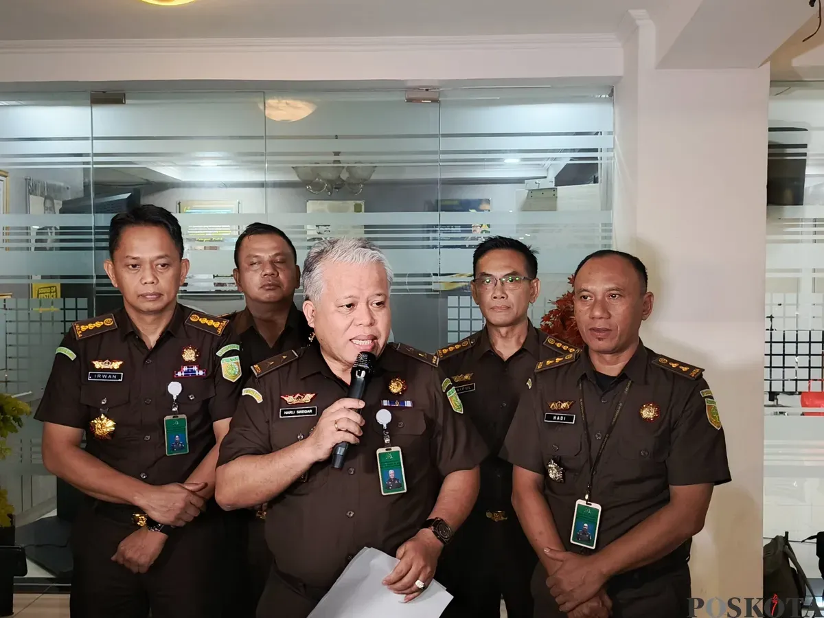 Kepala Pusat Penerangan Hukum (Kapuspenkum) Kejagung Harli Siregar. (Sumber: Poskota/Ali Mansur)