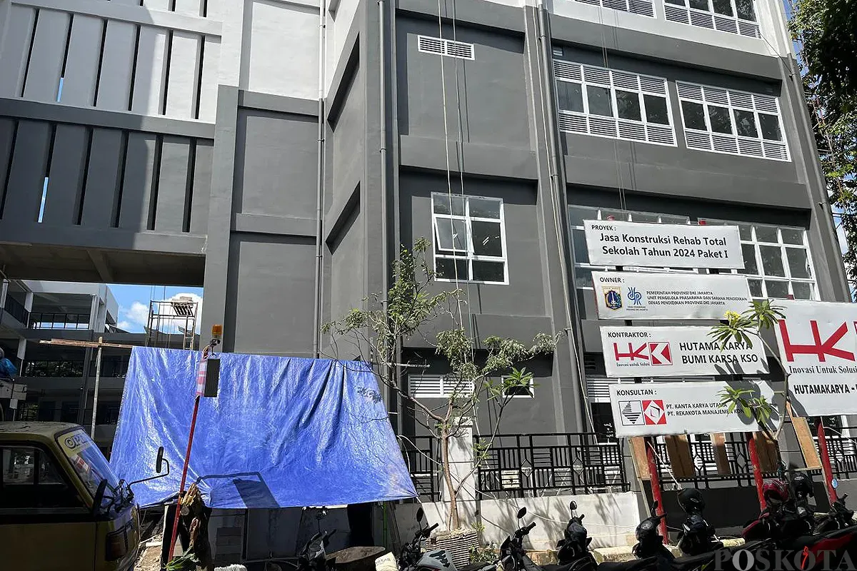 Gedung sekolah yang disorot KPK karena pembangunannya molor sejak tahun 2024. (Sumber: POSKOTA | Foto: M Tegar Jihad)