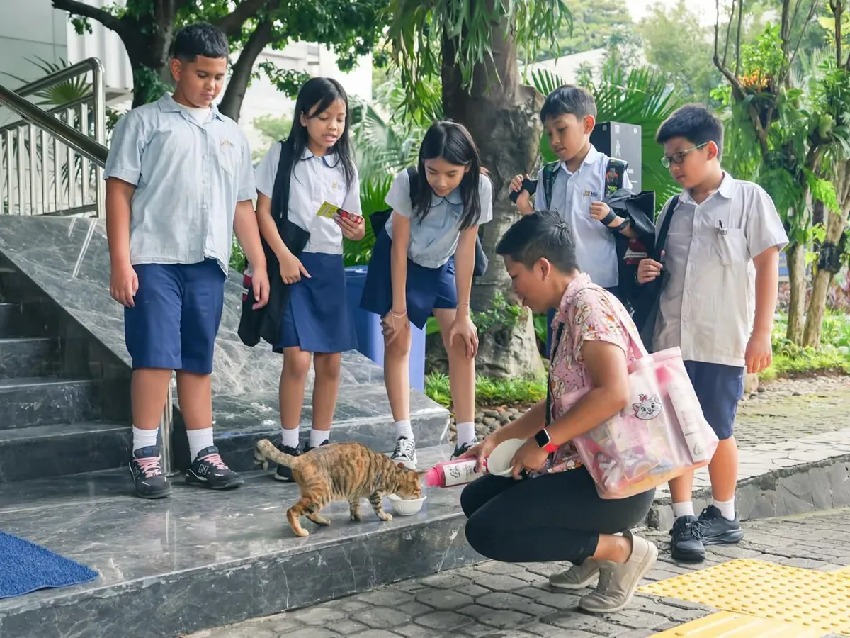 Anggota Komisi B DPRD Jakarta dari Fraksi PSI, Francine Widjojo, menolak rencana Pemprov Jakarta membuat Pulau Kucing di Kepulauan Seribu. Ia pun mendesak pemerintah daerah membatalkan wacana tersebut. (Sumber: Dok. Pribadi)