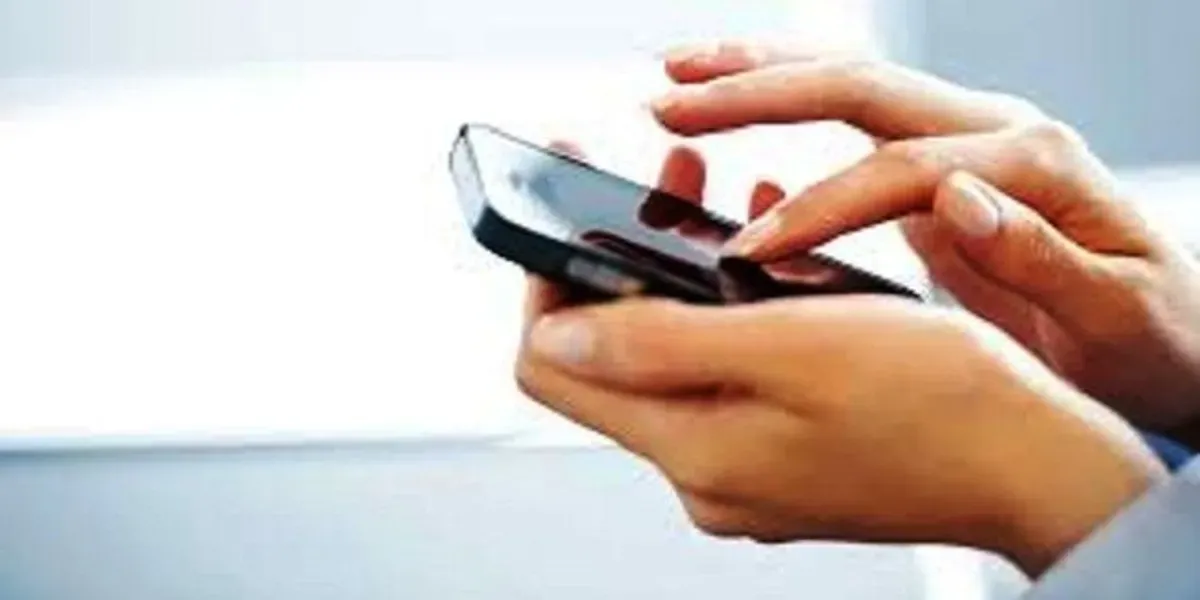Waspada! Pinjaman Online Kerap Menjerumuskan daripada Menolong. (Sumber: Pinterest)