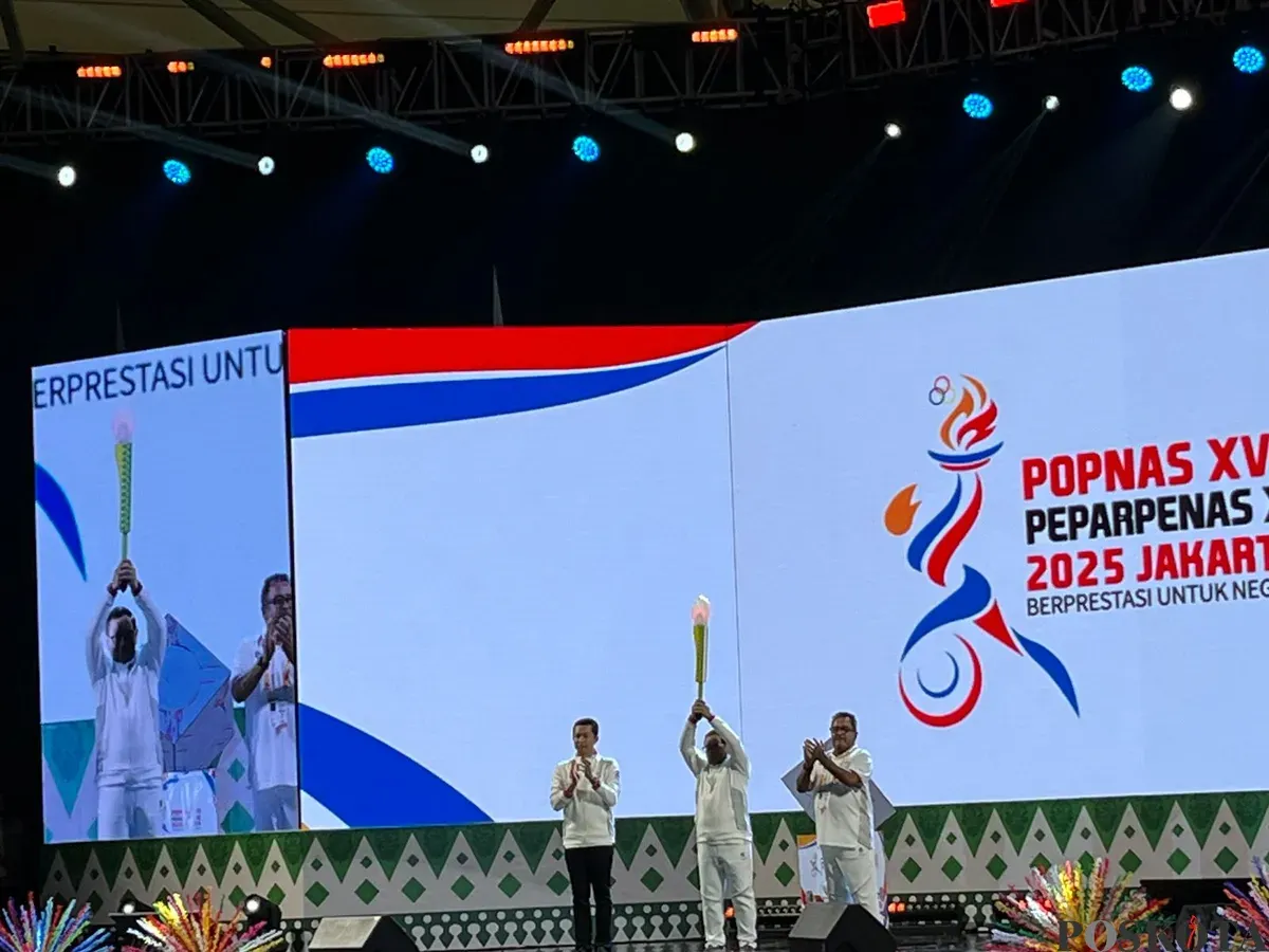 Gubernur Jakarta, Pramono Anung dan Wamenpora, Taufik Hidayat membuka secara resmi Popnas XVII dan Peparnas XI di Jakarta International Velodrome, Minggu, 2 November 2025. (Sumber: POSKOTA | Foto: M Tegar Jihad)
