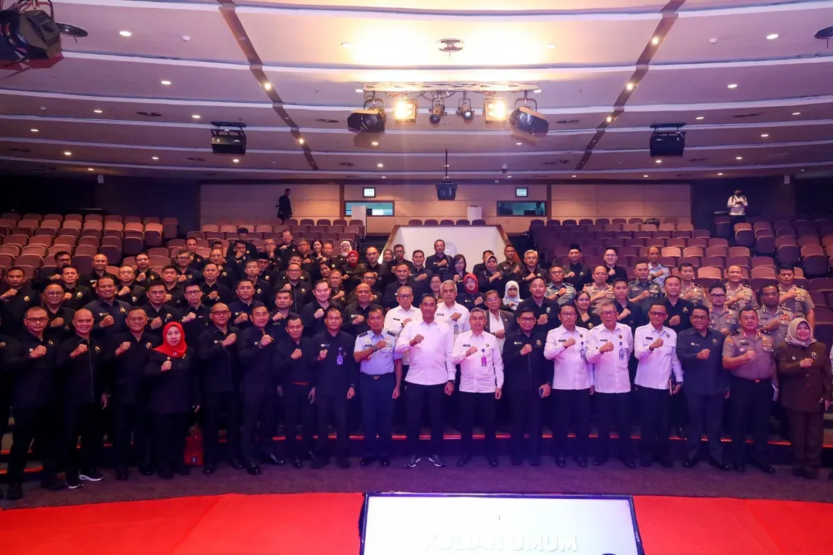 Kepala BNN RI, Suyudi Ario Seto, bersama para peserta program PKN Angkatan XXVI Lemhanas RI. (Sumber: Istimewa)