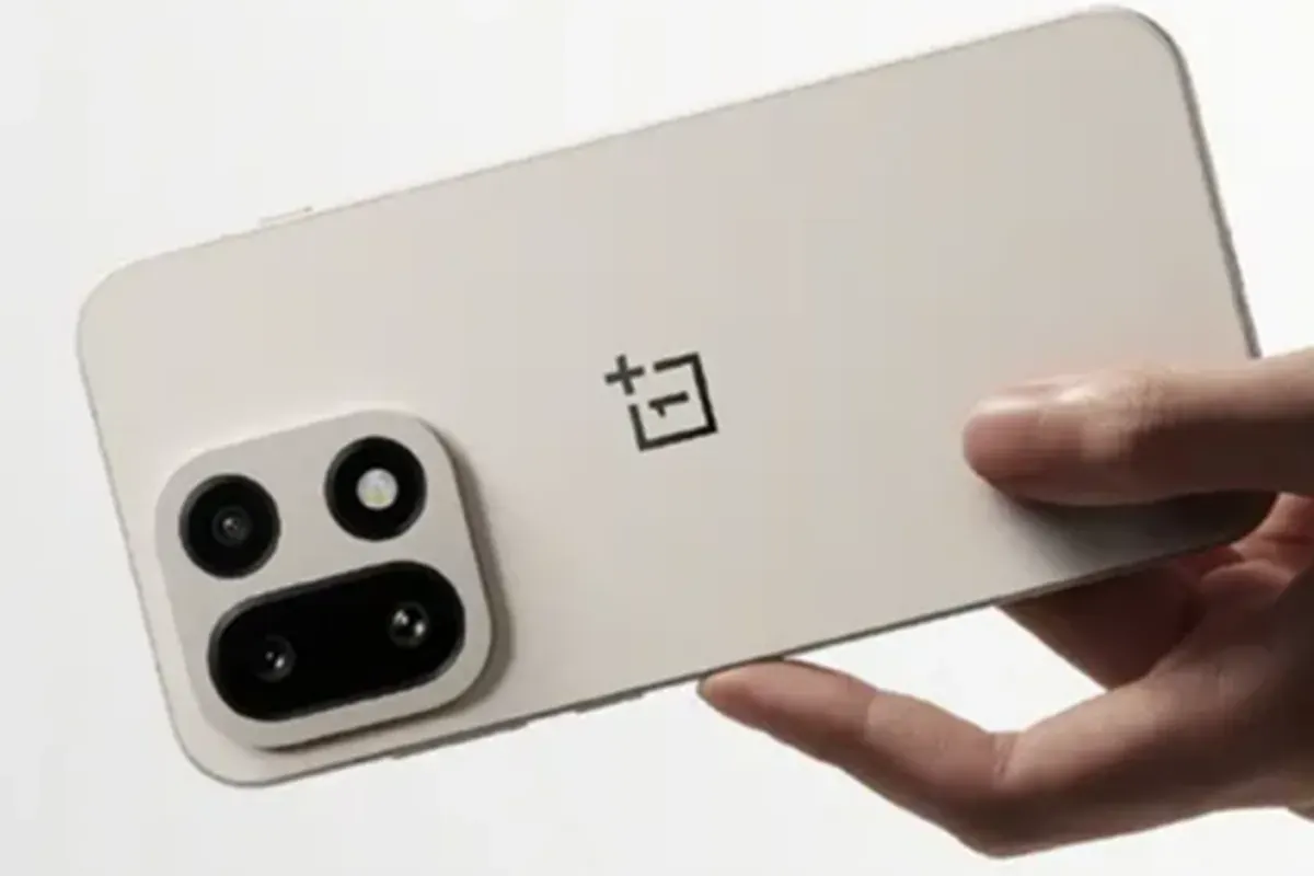 Spesifikasi Hp OnePlus 15 dan harganya. (Sumber: Weibo)