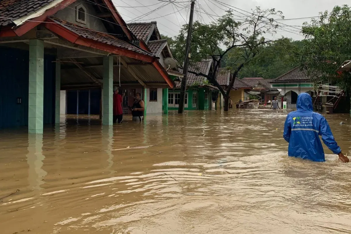 Situasi banjir di kawasan Kecamatan Angsana, Kabupaten Pandeglang. (Sumber: Dok. KSB Pandeglang)