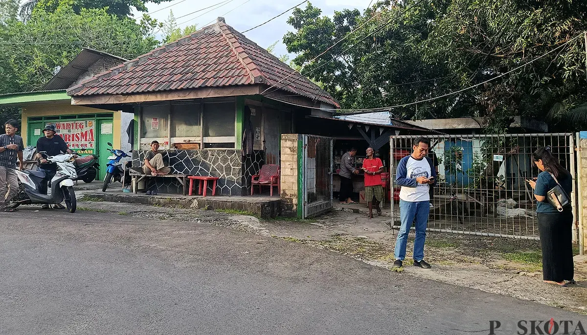 TKP curanmor modus menawarkan pekerjaan di Jalan Nuri III, RT 002/RW 008, Pondok Pekayon Indah, Kota Bekasi. (Sumber: POSKOTA | Foto: Nurpini Aulia Rapika)