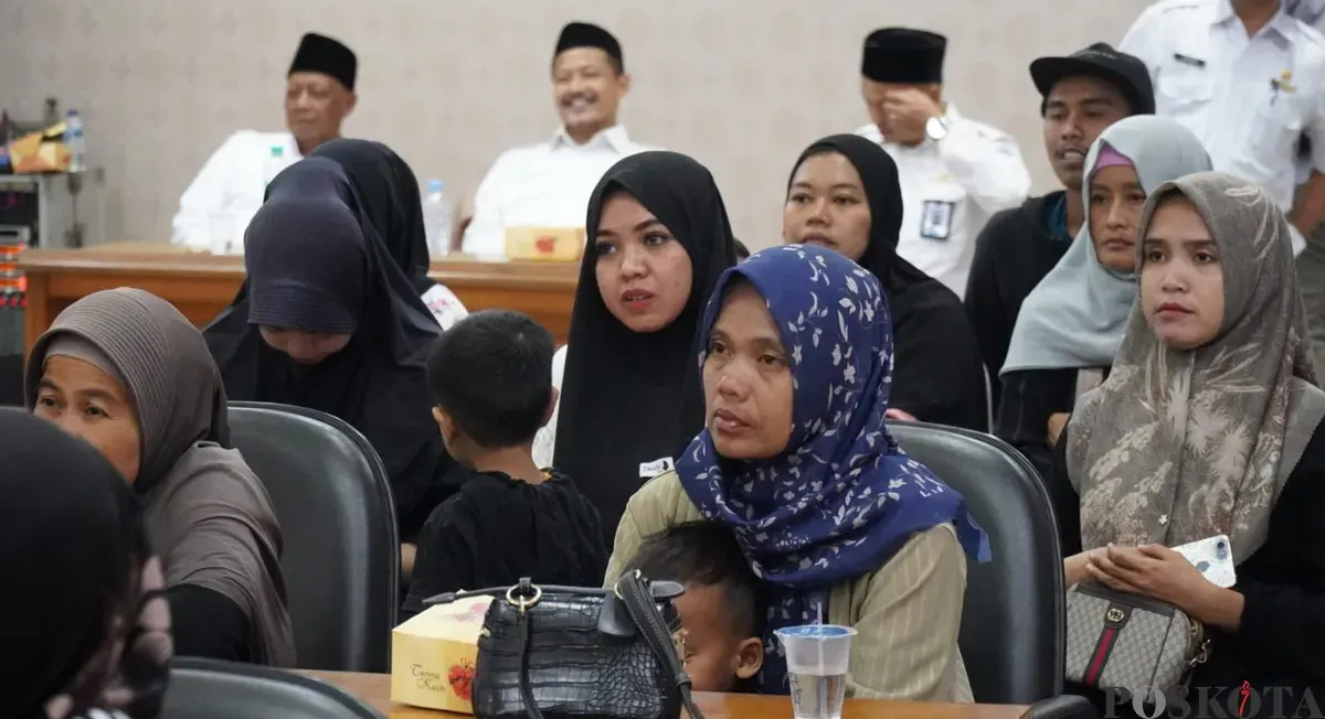 Para pelaku UMKM di Pandeglang saat mengikuti pelatihan program Z-Mart. (Sumber: Poskota/Samsul Fatoni)