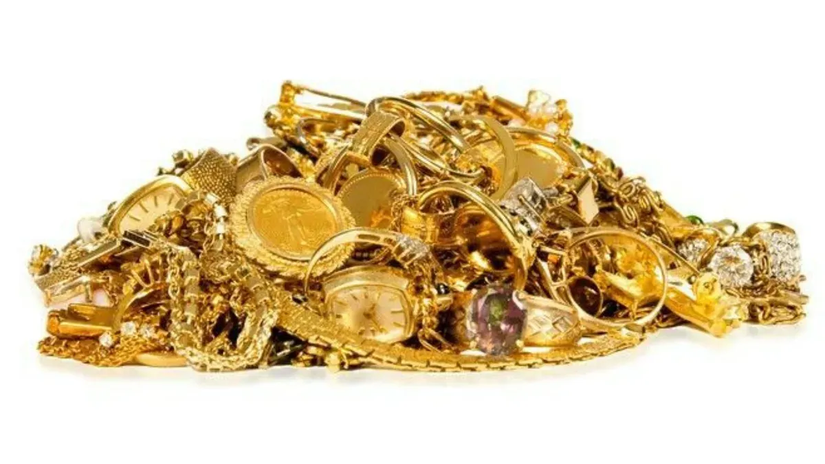 Harga emas perhiasan dan perak 6 November 2025 koreksi tipis (Sumber: Pinterest/Wendy)