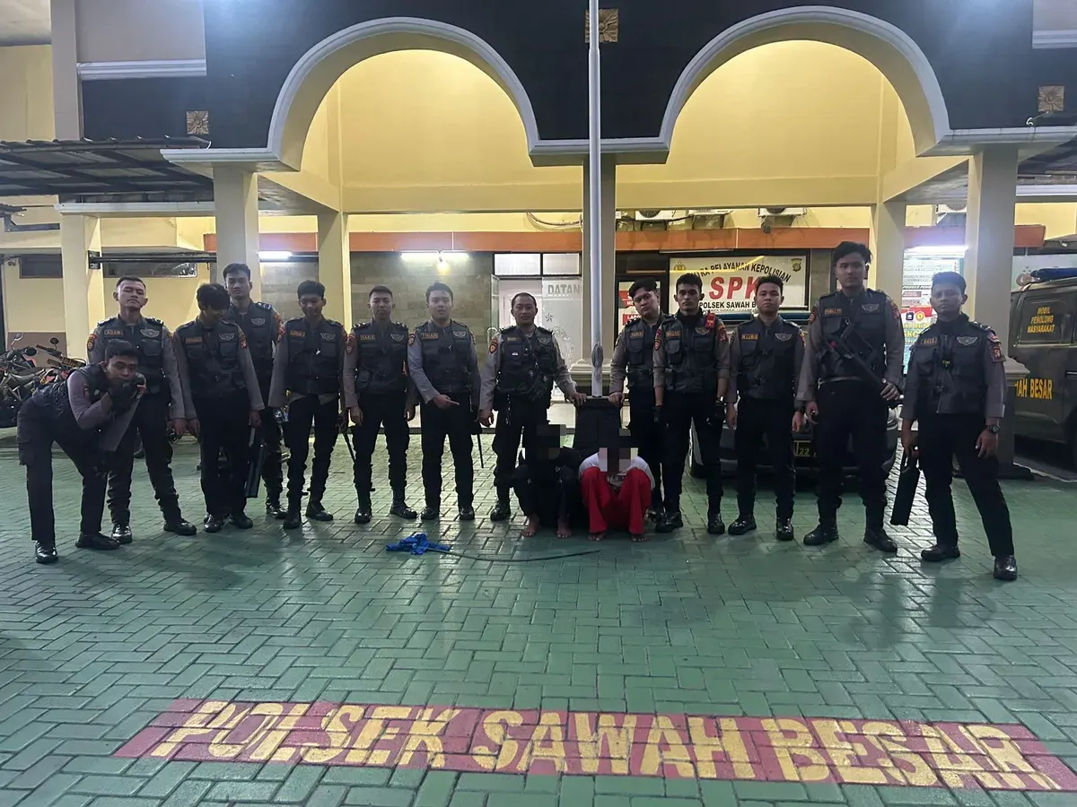 Polres Metro Jaya menggagalkan aksi tawuran yang diduga akan dilakukan sekelompok remaja di Mangga Besar XIII, Sawah Besar, Jakarta Pusat, pada Sabtu, 8 November 2025 dini hari. (Sumber: Polres Jakarta Metro Pusat)