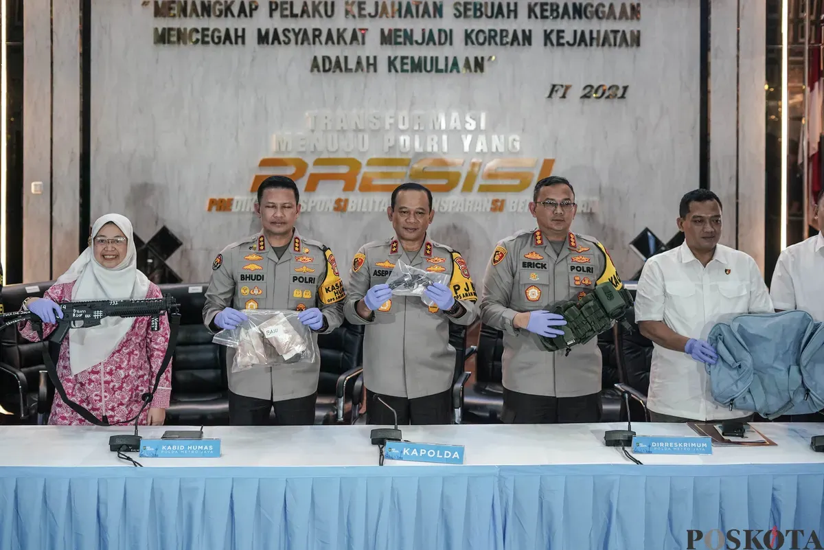 Pelaku ledakan SMAN 72 Jakarta belajar merakit bom (Sumber: Poskota/Bilal Nugraha Ginanjar)