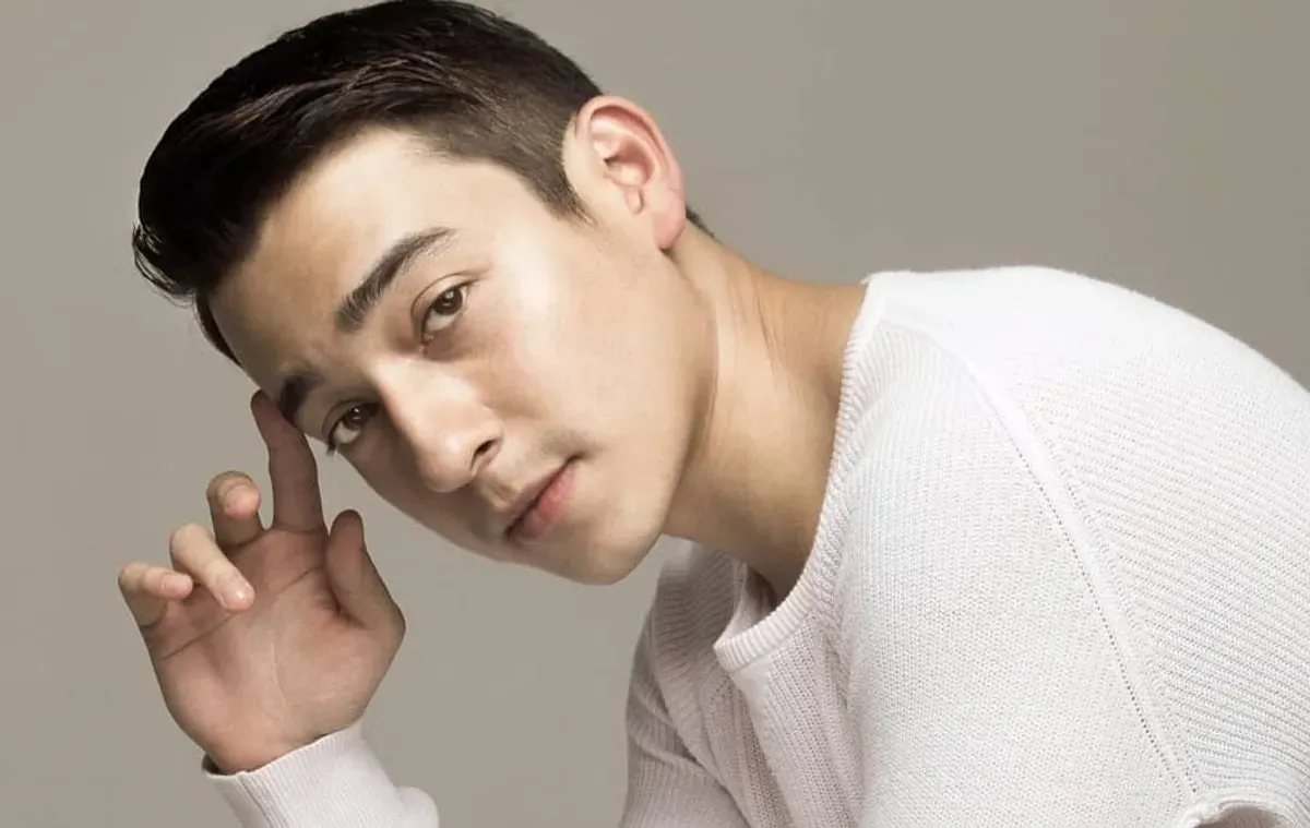 Aktor asal Malaysia, Aliff Alli, tengah disorot setelah muncul laporan dari seorang perempuan bernama Nuning Irpana yang mengaku sebagai istri sahnya. (Sumber: Instagram/@aliff_alli)