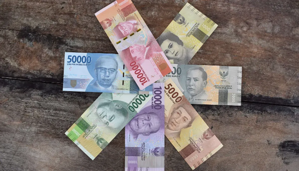 Rencana Redenominasi Rupiah resmi masuk prioritas Kemenku 2025-2029. Simak analisis dampaknya bagi masyarakat dan realisasinya. (Sumber: Freepik)