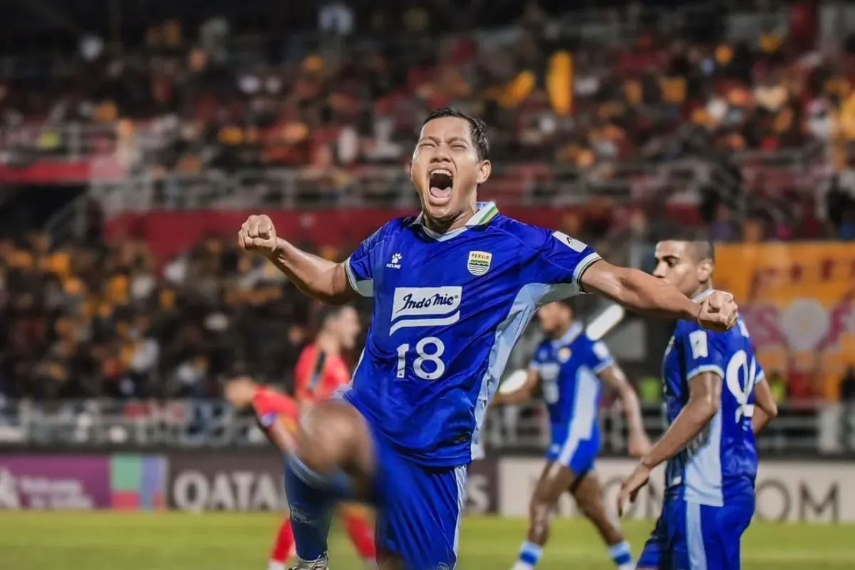 Adam Alis, Persib Bandung. (Sumber: Instagram)