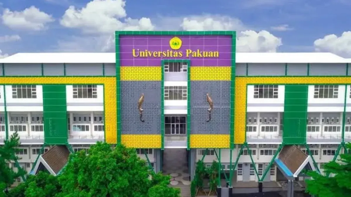 Perkembangan kondisi Ira Siti Nurazizah, mahasiswi Universitas Pakuan (Unpak) Bogor yang sempat mengalami insiden terjatuh dari lantai 3 Gedung Fakultas Ekonomi dan Bisnis. (Sumber: Dok/unpak.ac.id)