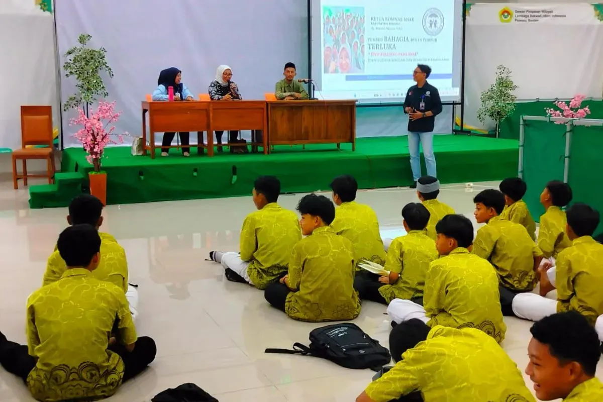 Komnas PA menggelar sosialisasi pencegahan perundungan di salah sebuah ponpes di Kecamatan Kramatwatu. (Sumber: Dok. Komnas PA)