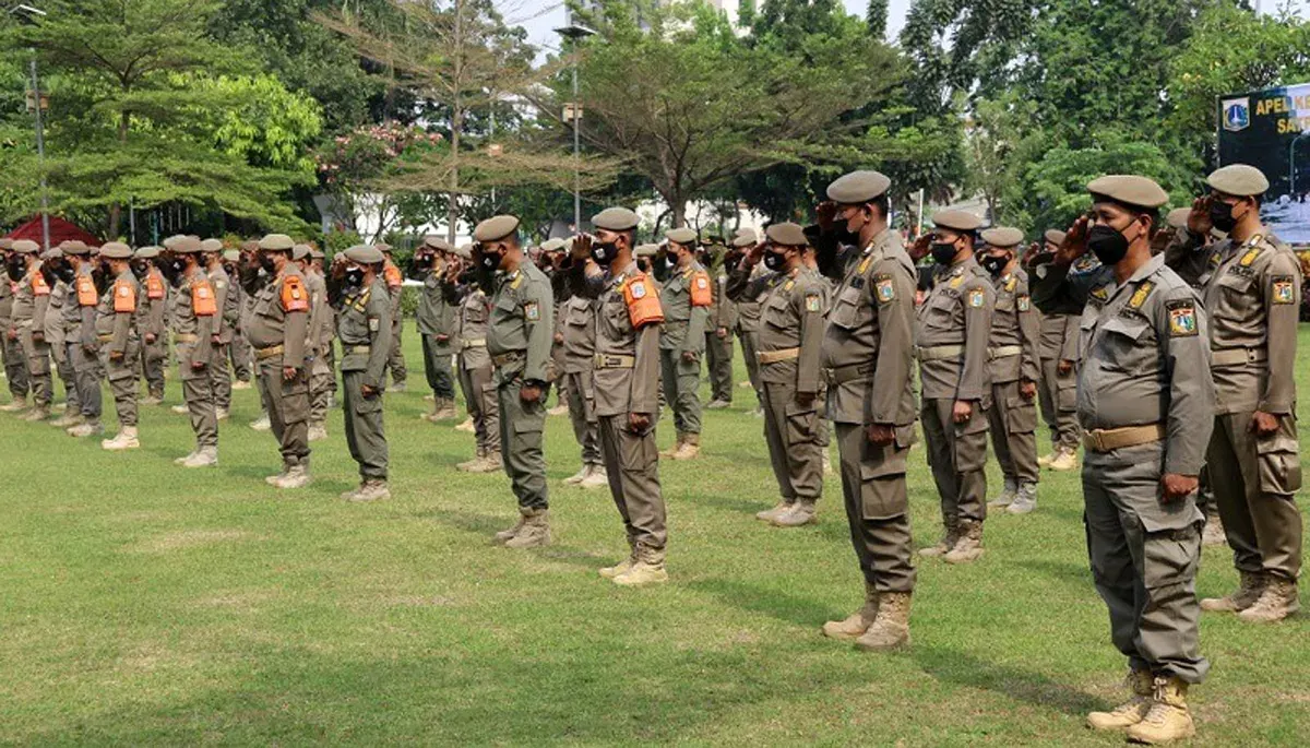 Ilustrasi, petugas Satpol PP Jakarta akan disiagakan di taman-taman dan RTH. (Sumber: Jakarta.go.id)