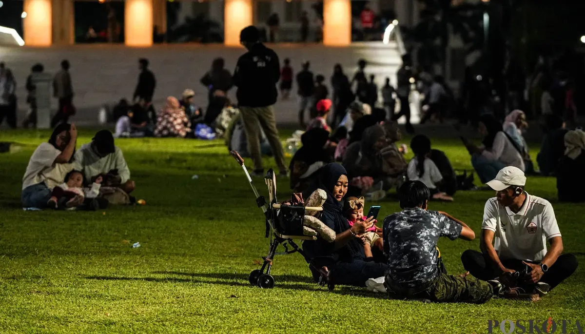 Ilustrasi, suasana di Taman Lapangan Banteng, Jakarta Pusat, Sabtu malam, 15 November 2025. (Sumber: POSKOTA | Foto: Bilal Nugraha Ginanjar)
