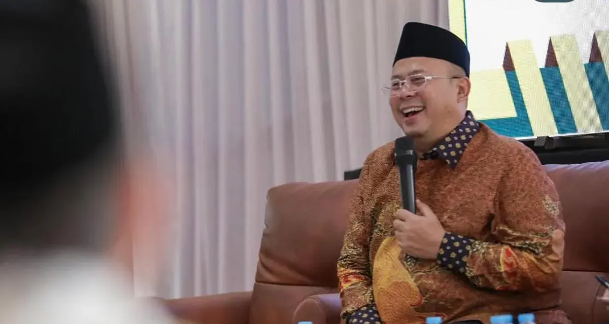 Wakil Ketua DPR RI, Cucun Ahmad Syamsurija tengah menjadi pusat perhatian publik setelah pernyataannya mengenai program Makan Bergizi Gratis (MBG) memantik kontroversi. (Sumber: Instagram/@cucunsyamsurijal)