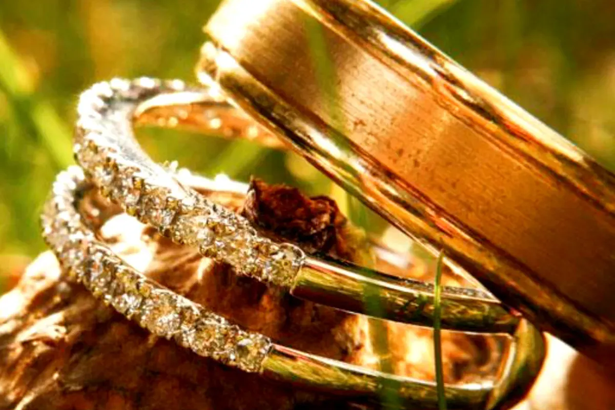 Ilustrasi emas perhiasan untuk investasi. (Sumber: Pegadaian)