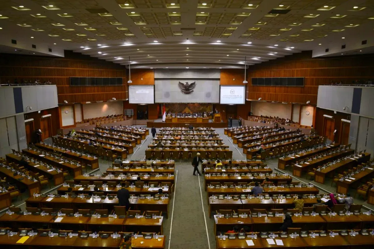 Ilustrasi rapat paripurna DPR RI saat pengesahan KUHAP menjadi undang-undang. (Sumber: Kemenkeu)