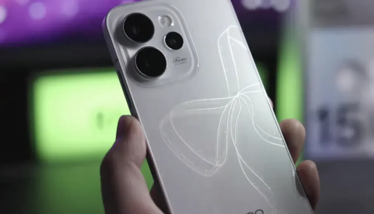 Bocoran terbaru tanggal perilisan OPPO Reno 15 Series di Indonesia, simak spesifikasi dan harganya. (Sumber: YouTube/Via Tech)