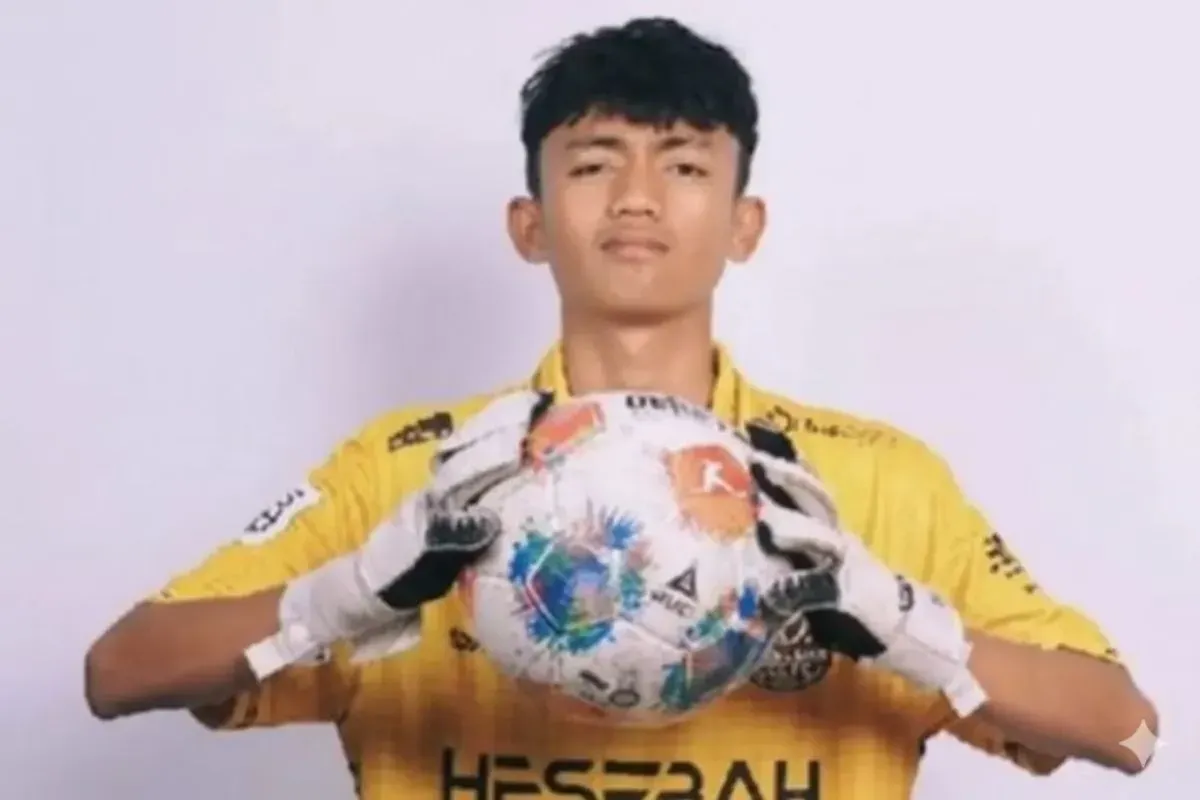 Pesepakbola asal Bandung, Riski Nur Fadhilah yang jadi korban pengiriman ke Kambojan yang viral. (Sumber: Instagram)